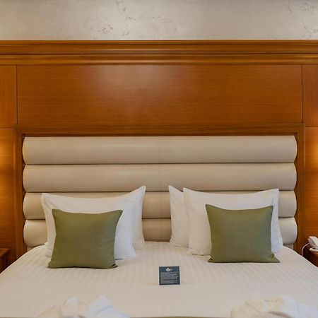 ดิวาน สวีท บาตูมี Hotel บาทูมิ ภายนอก รูปภาพ