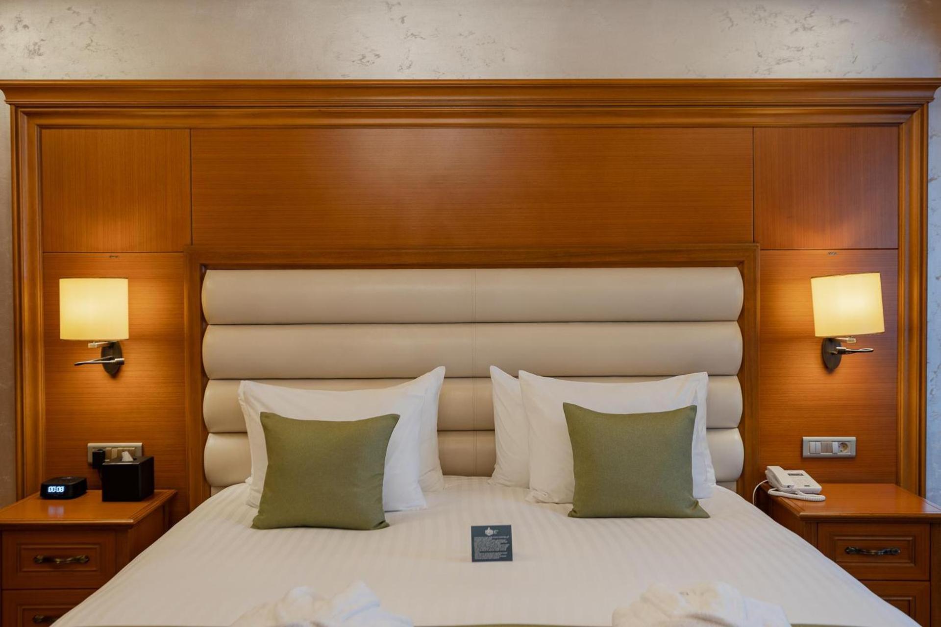 ดิวาน สวีท บาตูมี Hotel บาทูมิ ภายนอก รูปภาพ