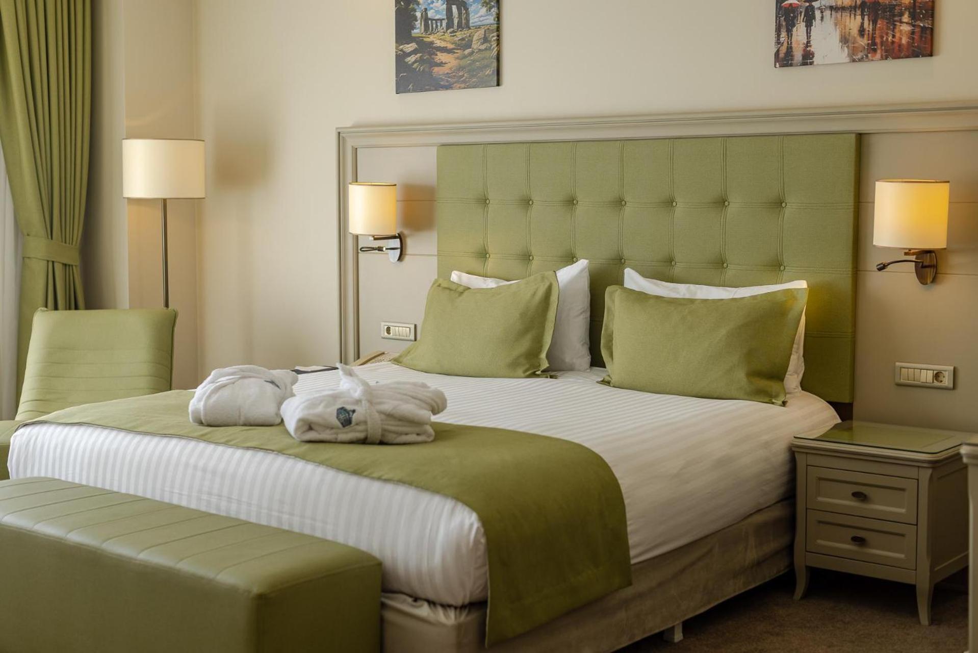 ดิวาน สวีท บาตูมี Hotel บาทูมิ ภายนอก รูปภาพ