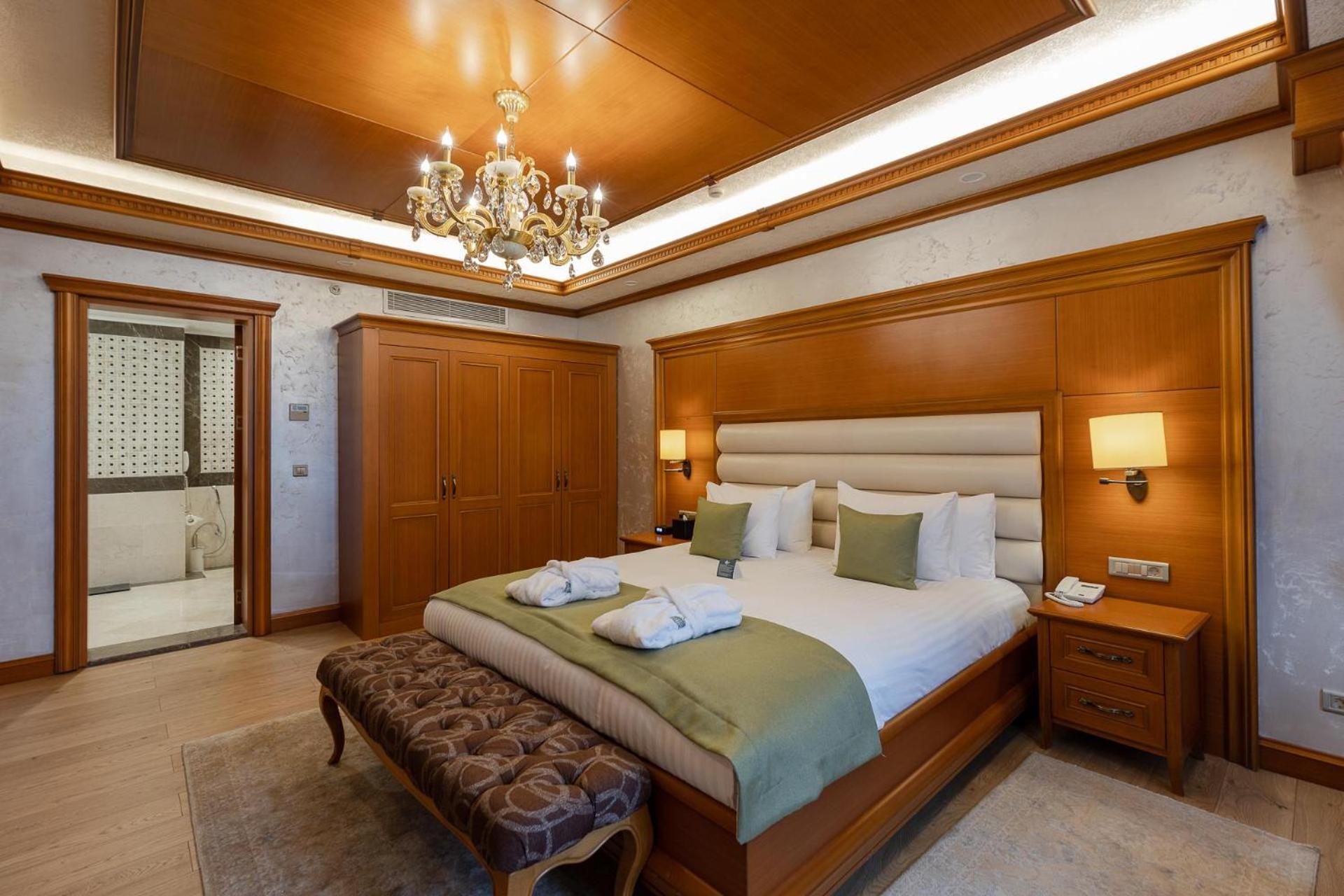 ดิวาน สวีท บาตูมี Hotel บาทูมิ ภายนอก รูปภาพ